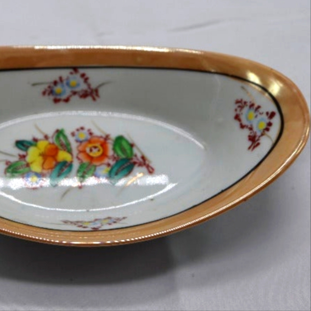 Japanese Vintage Hand Painted Lusterware 7" x 4" Oval Dish
